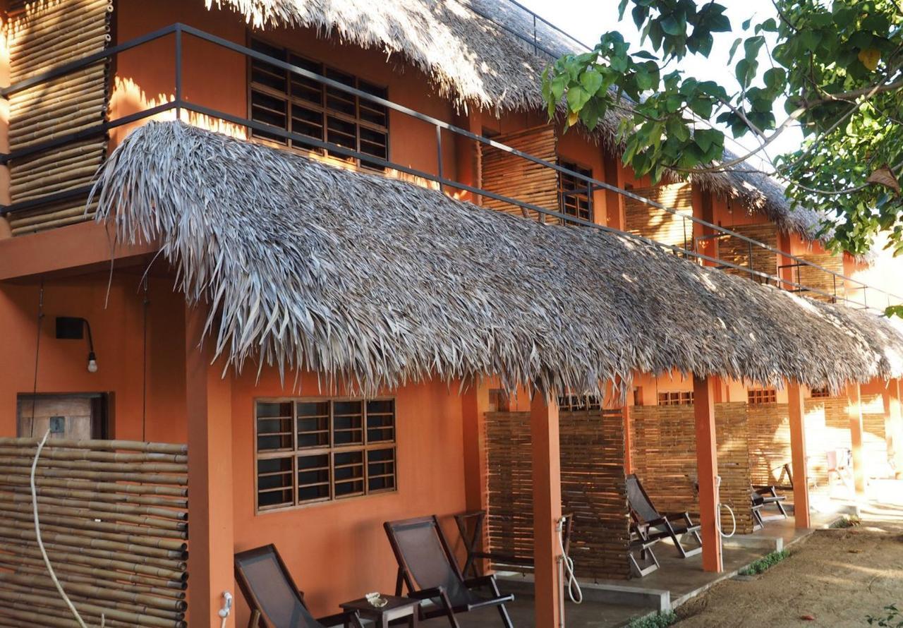 Nosy Lodge Bagian luar foto