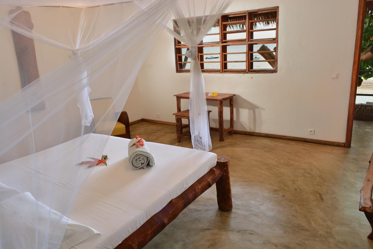 Nosy Lodge Bagian luar foto